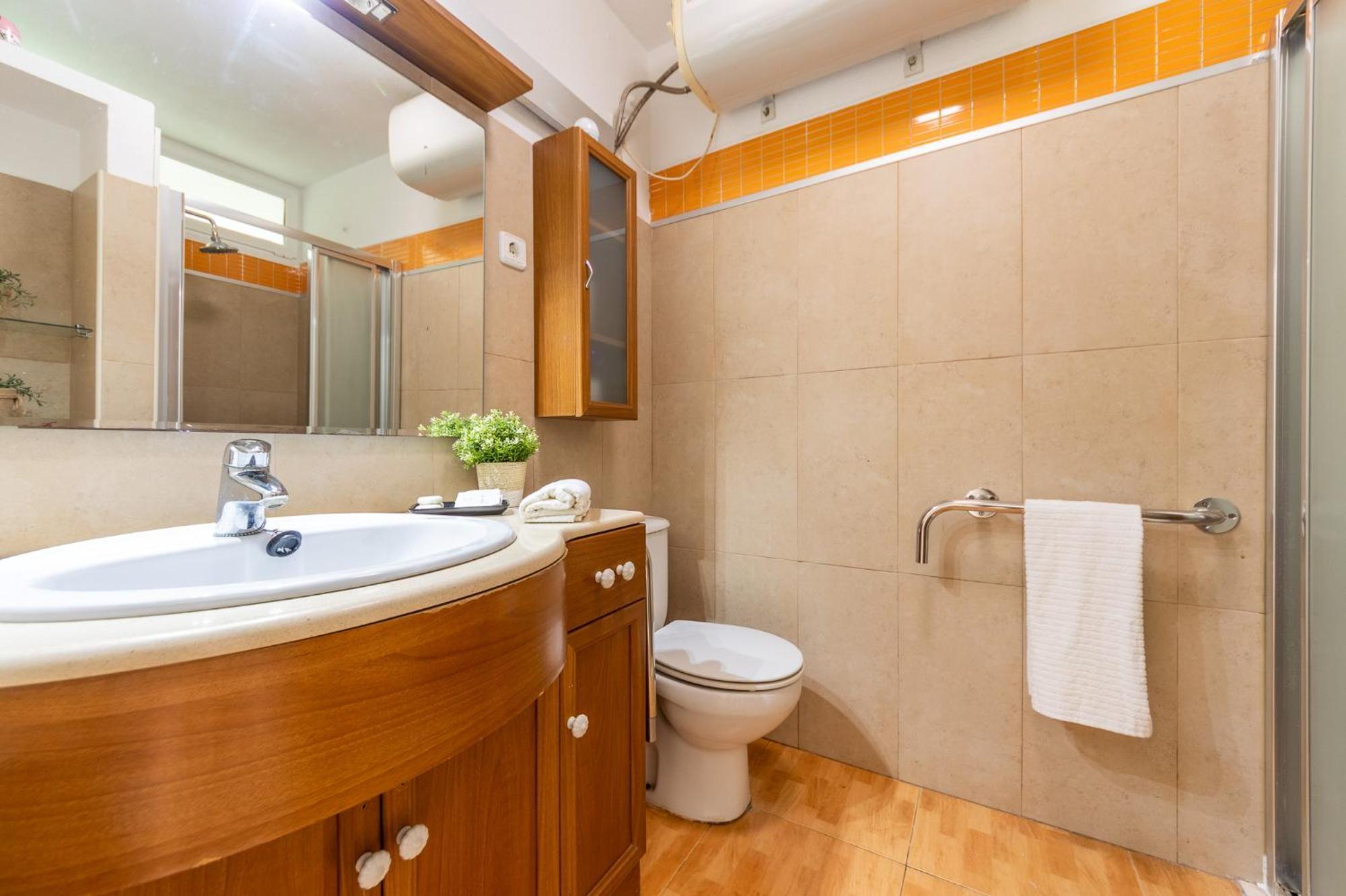 Luminoso Bungalow Con Parking 塔拉戈纳 外观 照片